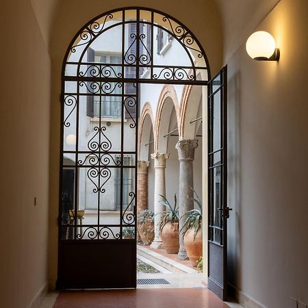 Casa Petrucci Centro Storico Apartment ฟอร์ลี ภายนอก รูปภาพ