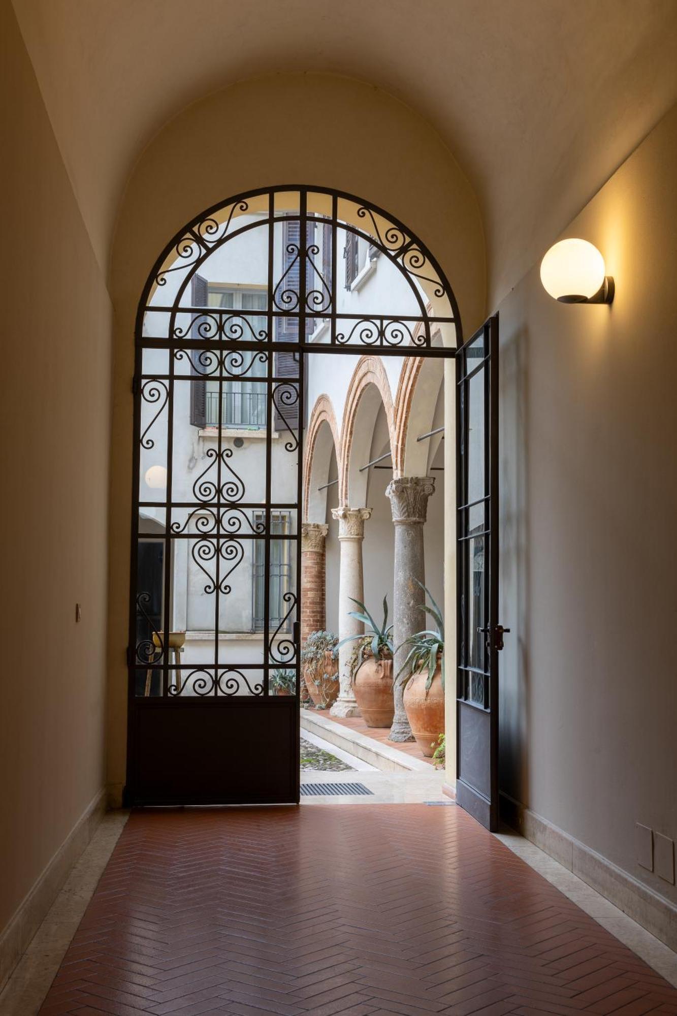 Casa Petrucci Centro Storico Apartment ฟอร์ลี ภายนอก รูปภาพ